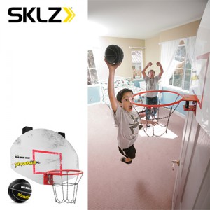 Ss 스킬스-프로미니후프 스트릿볼 XL (Pro Mini Hoop Streetball Edition XL) 구성-농구대본체, 농구공 / 박스크기 58.5cmX40.5cmX8cm 중량-약2.45kg 재질-폴리카보네이트,스틸/농구/basketball/농구연습/학교/체육